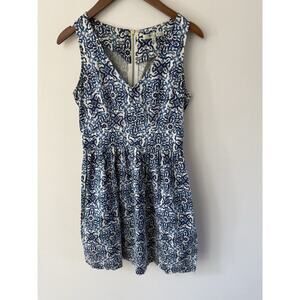 Milly for Design Nation Dress Size 4 Womens Blue White Print Fit Flare V Neck